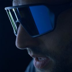 REACT REV RUBY/BLACK