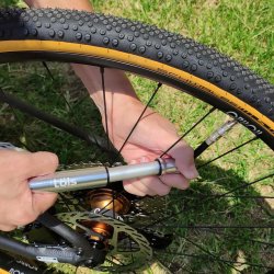 Tls Aina Pro Hand Pump Silver